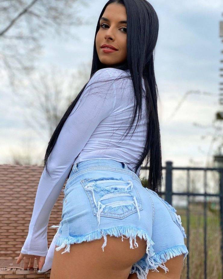 Those Jeans Hold Them Pretty Tightly