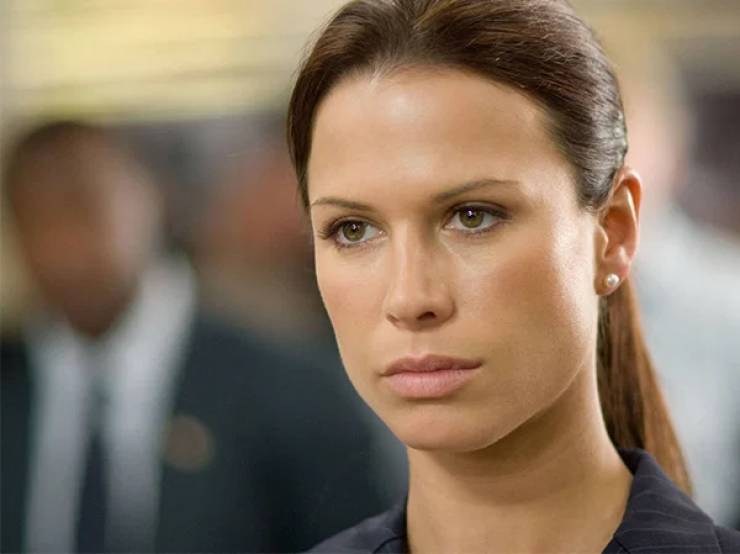 Do You Still Remember These Hot Celebs?