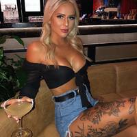 beautiful and sexy girls spotted in the street 42 pics.html - 42 HD Photos | Premium Gallery 2016