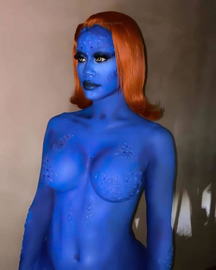That’s A Great Mystique Cosplay!