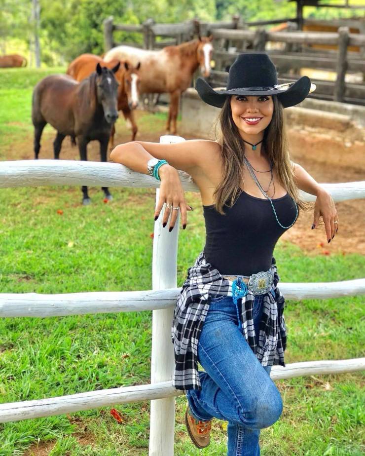 Take Us Home, Country Girls!