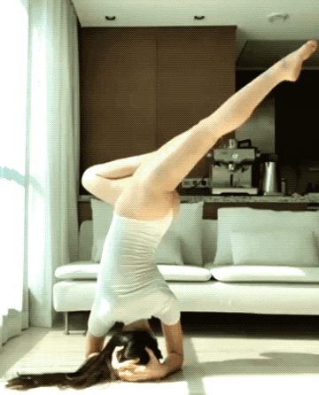 hot girls are here for you 40 gifs 8.html - 1 HD GIF | Premium Gallery 2021