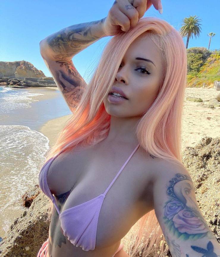 Cute Girls With Dyed Hair