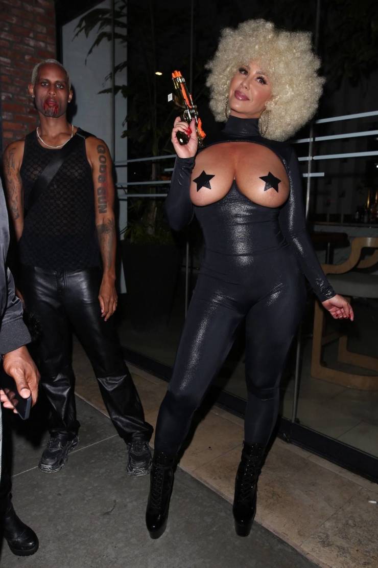 Amber Rose In A Sexy Outfit