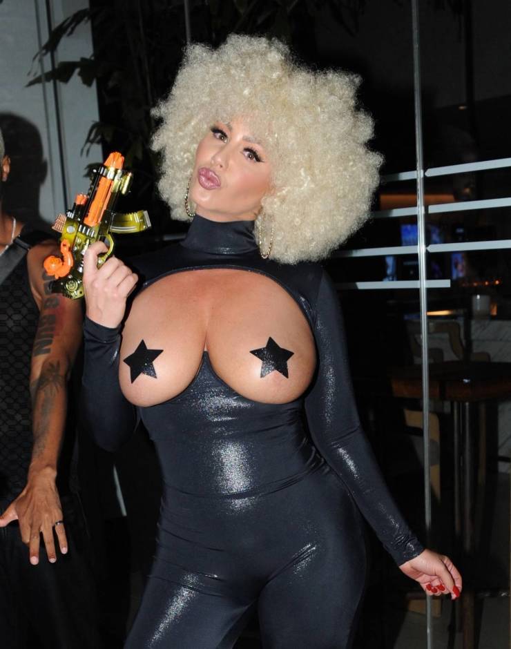 Amber Rose In A Sexy Outfit