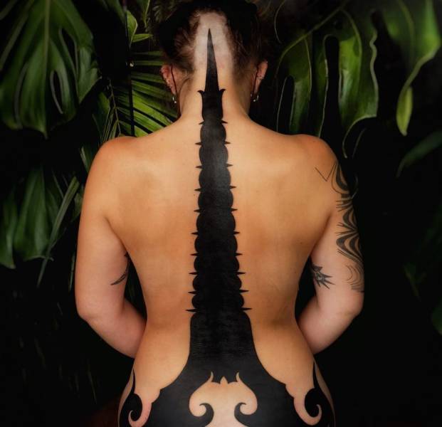 Freaks Who Keep Destroying Their Own Bodies