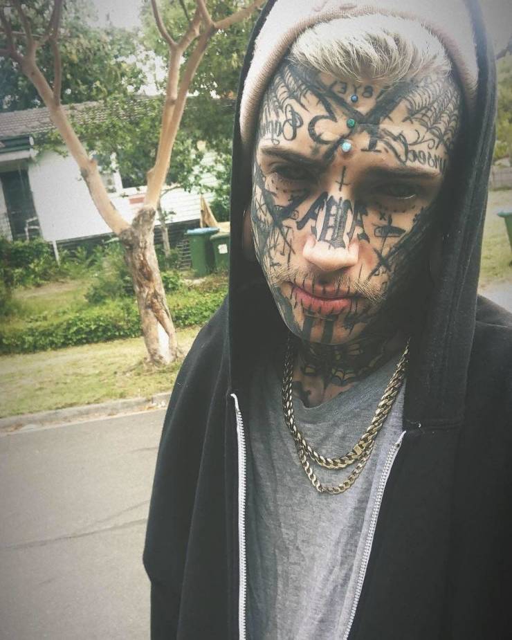 Freaks Who Keep Destroying Their Own Bodies