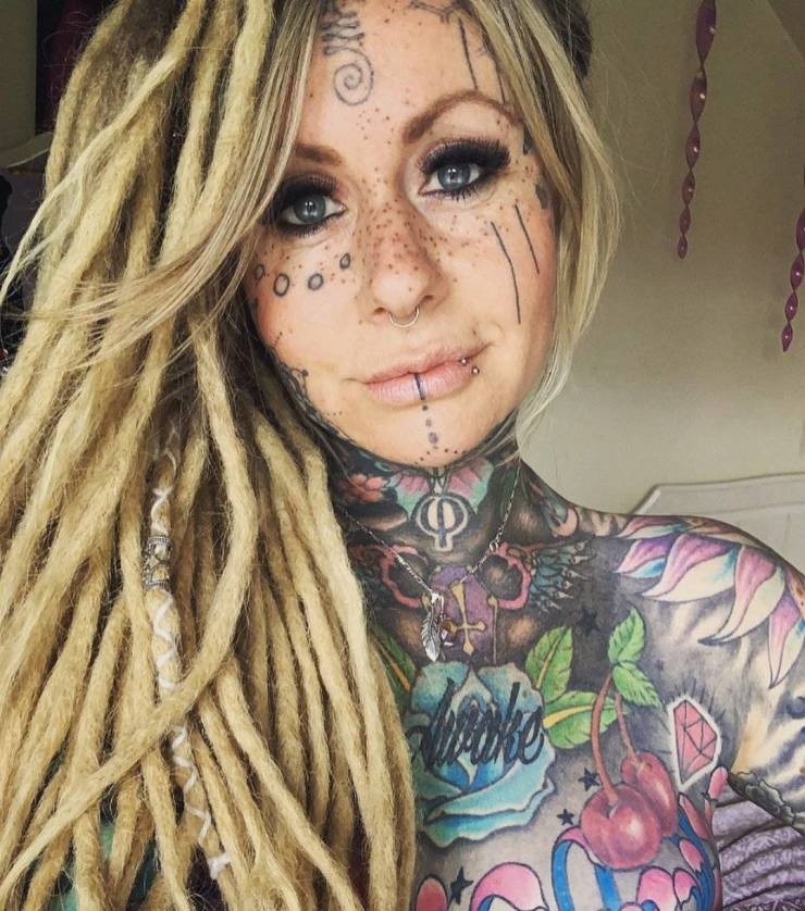 Freaks Who Keep Destroying Their Own Bodies