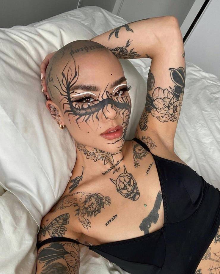 Freaks Who Keep Destroying Their Own Bodies