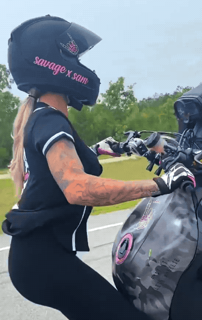 sam cook hotness on two wheels 22 gifs 1.html - 1 HD GIF | Premium Gallery 2022