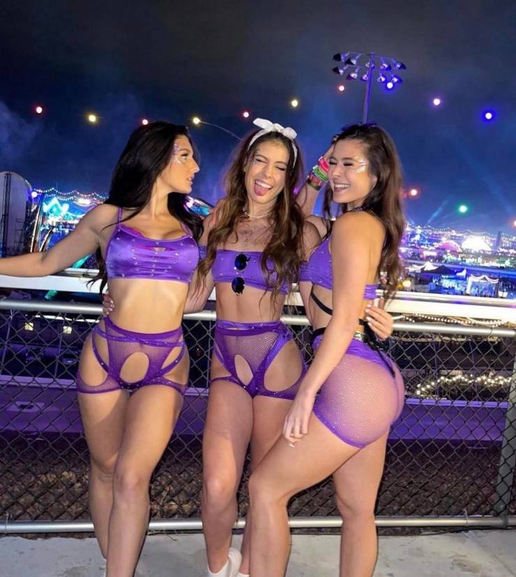 Feeling Festive? These Girls Definitely Are!