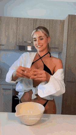 hot girls are here for you 42 gifs 3.html - 1 HD GIF | Premium Gallery 2022