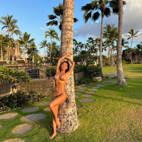 Beautiful Summer Loving Bikini Girls