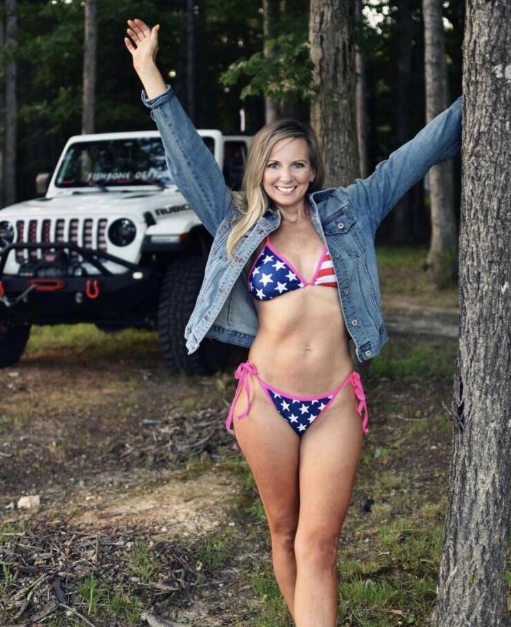 Hot Girls And Big Cars