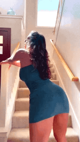 hot girls are here for you 42 gifs 5.html - 1 HD GIF | Premium Gallery 2022