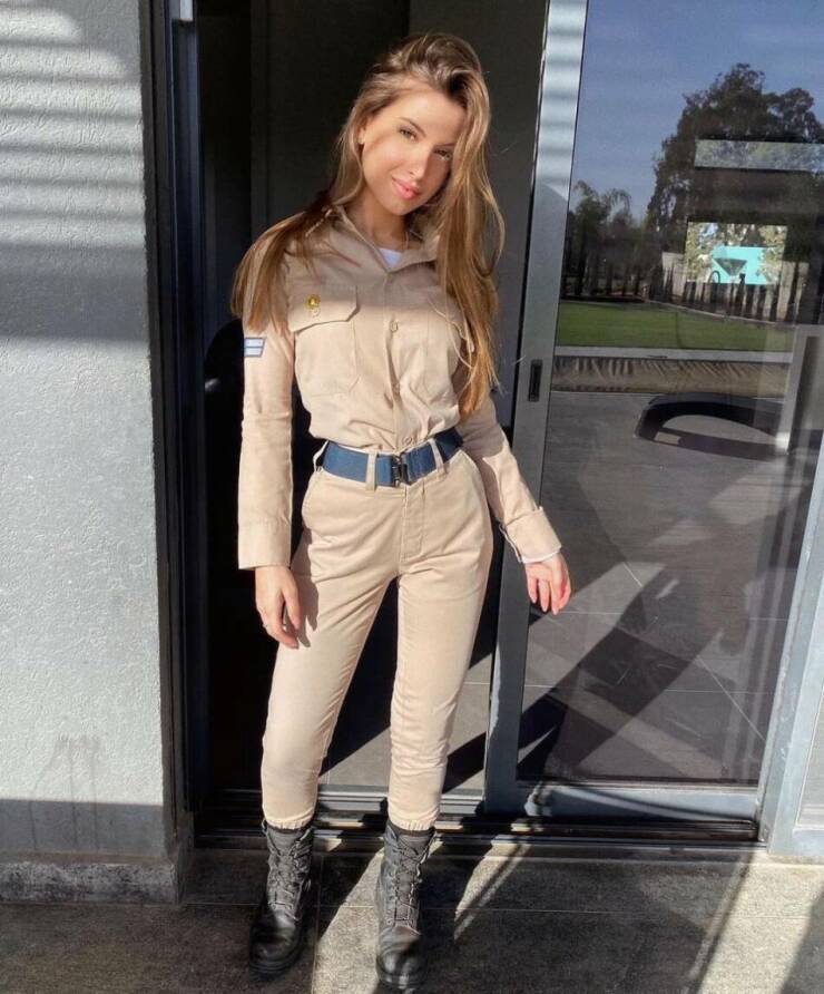 Israeli Army Girls With And Without Their Uniforms