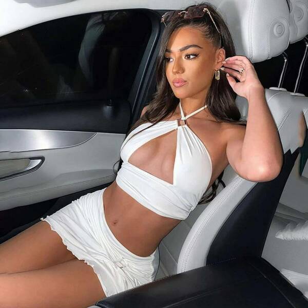 Hot Ladies & Cool Cars