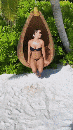 hot girls are here for you 42 gifs 7.html - 1 HD GIF | Premium Gallery 2022