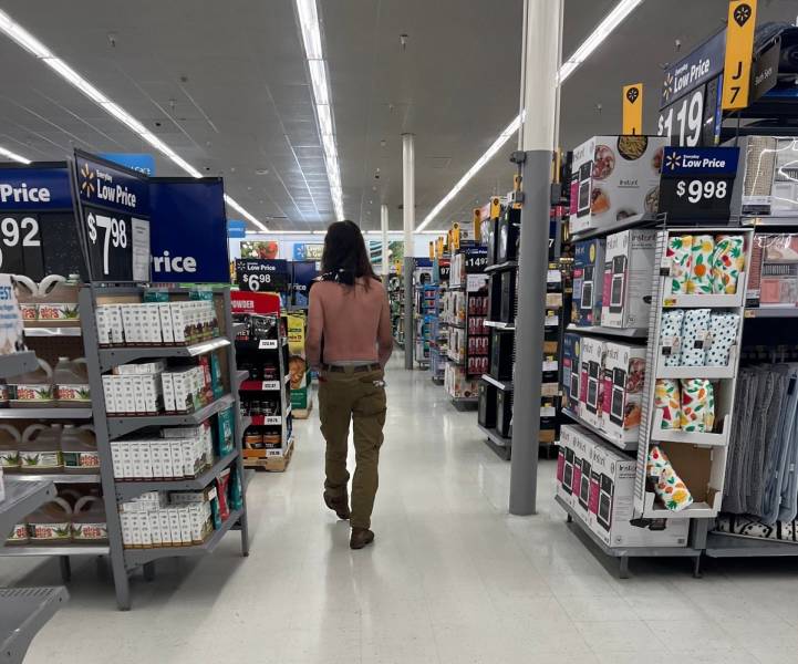 “Walmart” Is A Wild Place…