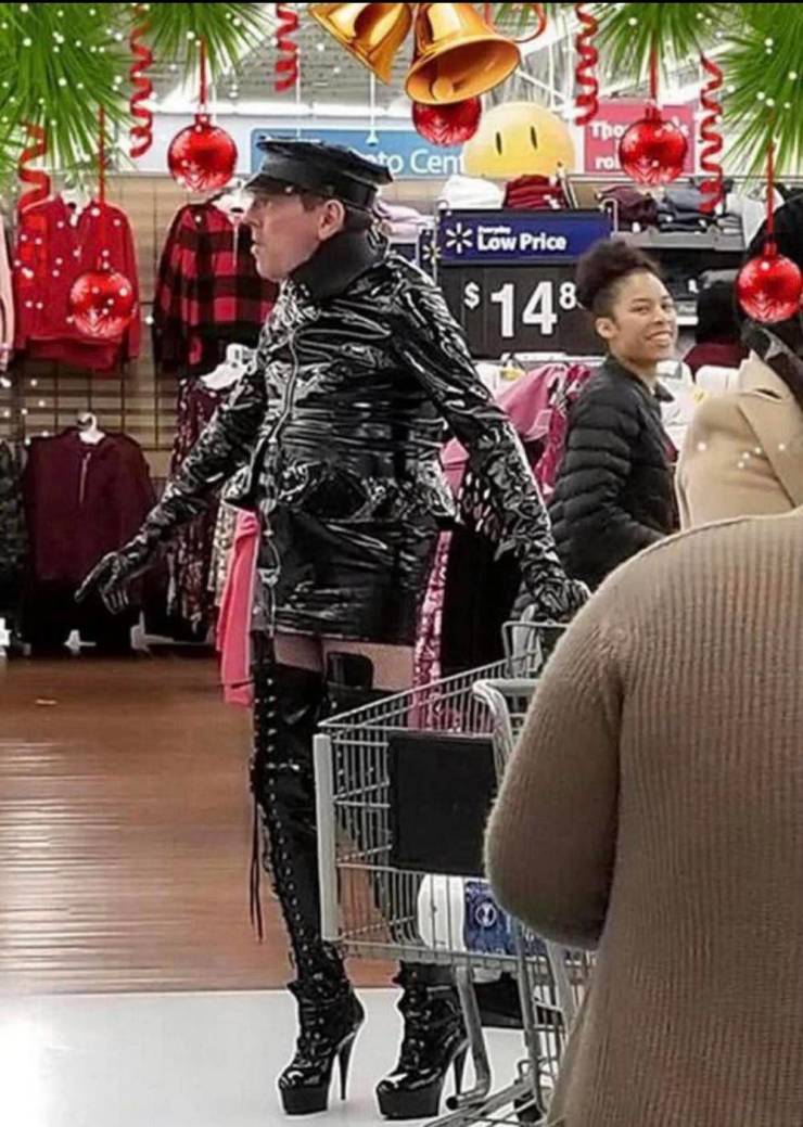“Walmart” Is A Wild Place…