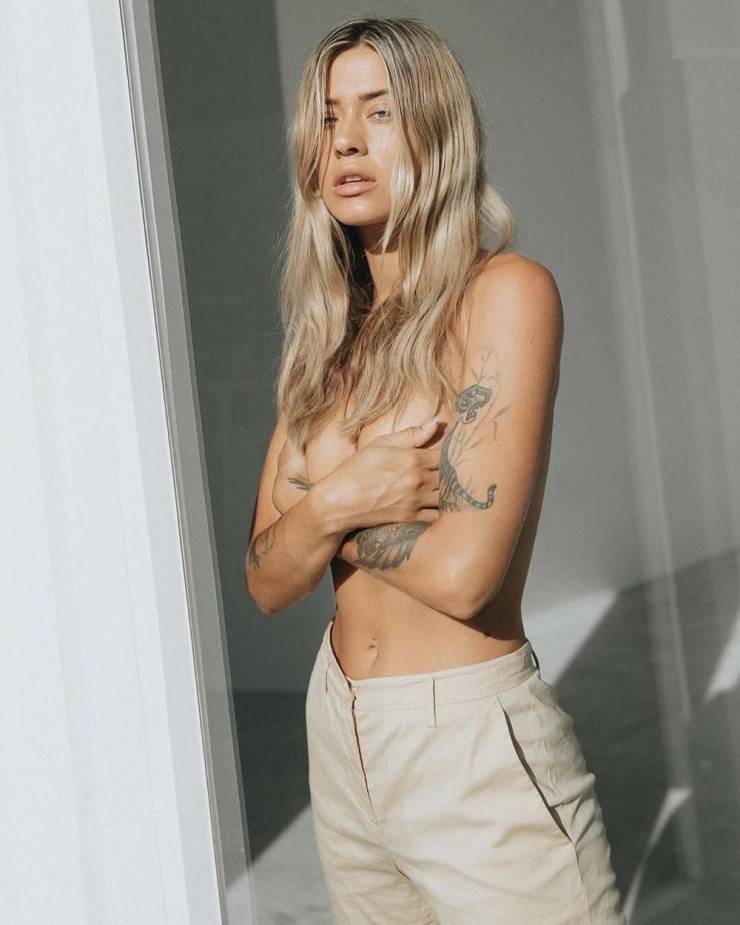 we want to see your hands 43 pics 6.html - 43 HD Photos | Premium Gallery 2022