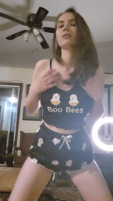 hot girls are here for you 42 gifs 3.html - 1 HD GIF | Premium Gallery 2022