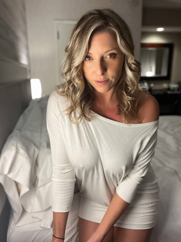 no more bras 47 pics 4.html - 47 HD Photos | Premium Gallery 2022