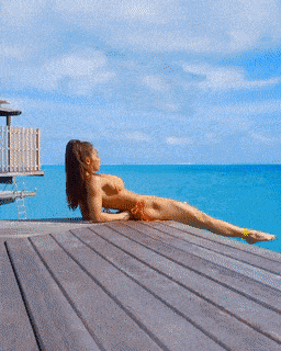 their legs are soo long 52 gifs 2.html - 1 HD GIF | Premium Gallery 2022