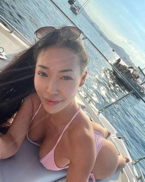 Yay, It’s Butts Over Backs!