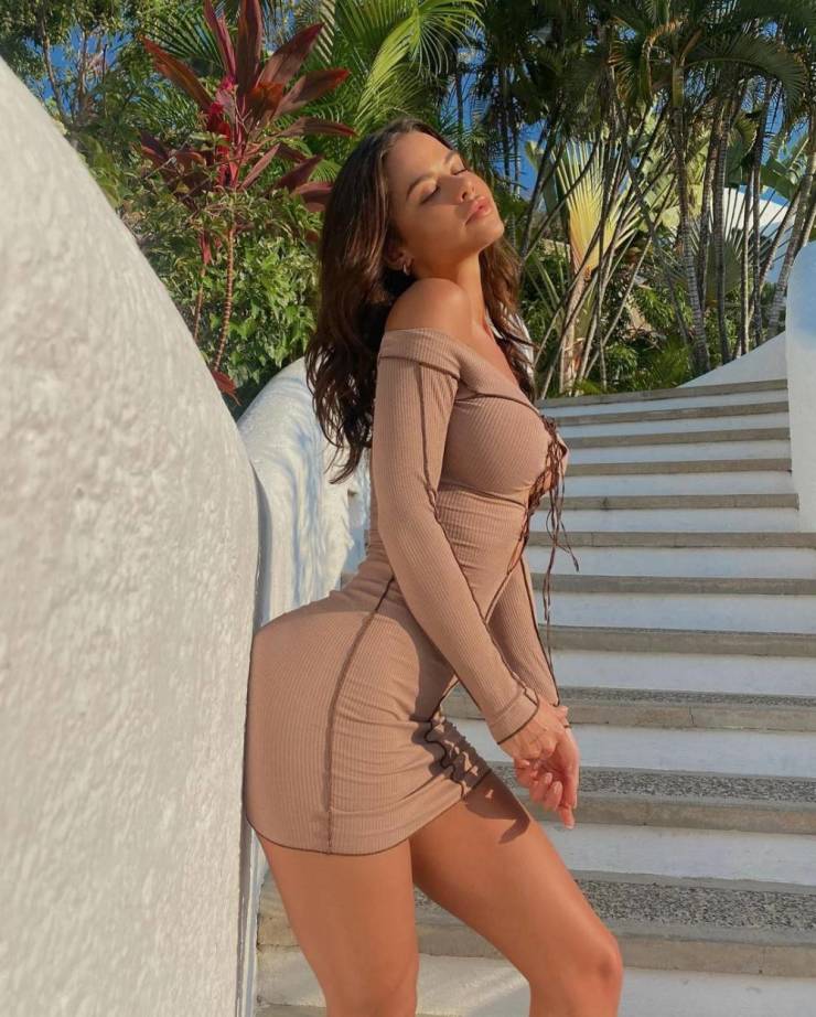 Hey, That’s A Nice Dress!