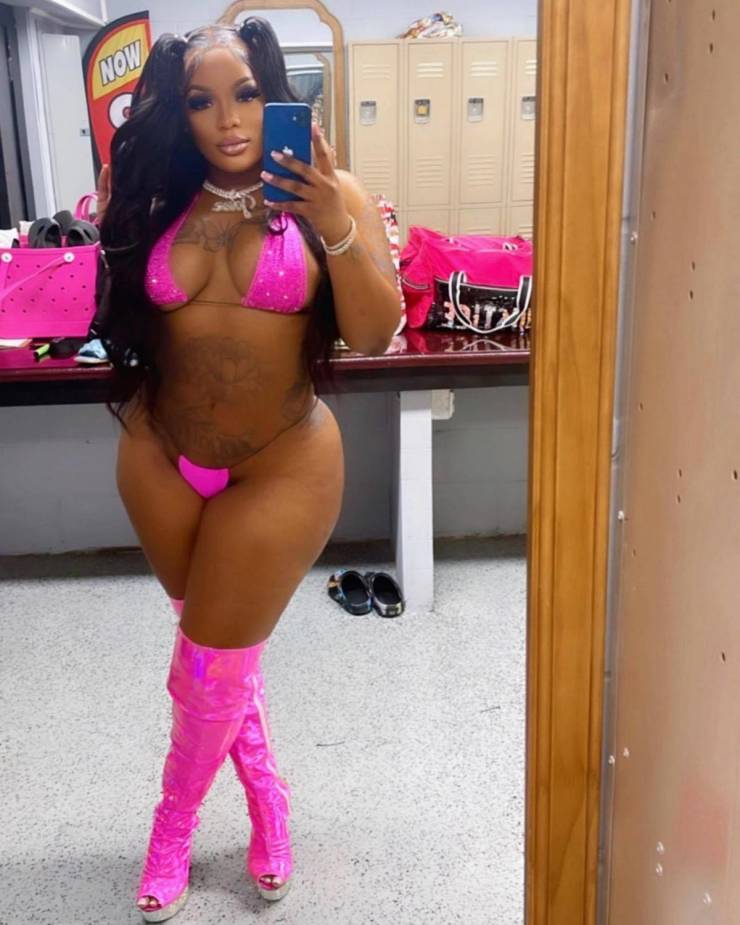 Stripper Locker Room Selfies