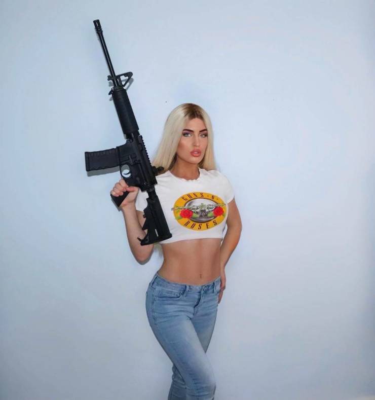 guns and girls a powerful combination 47 pics 17.html - 47 HD Photos | Premium Gallery 2023