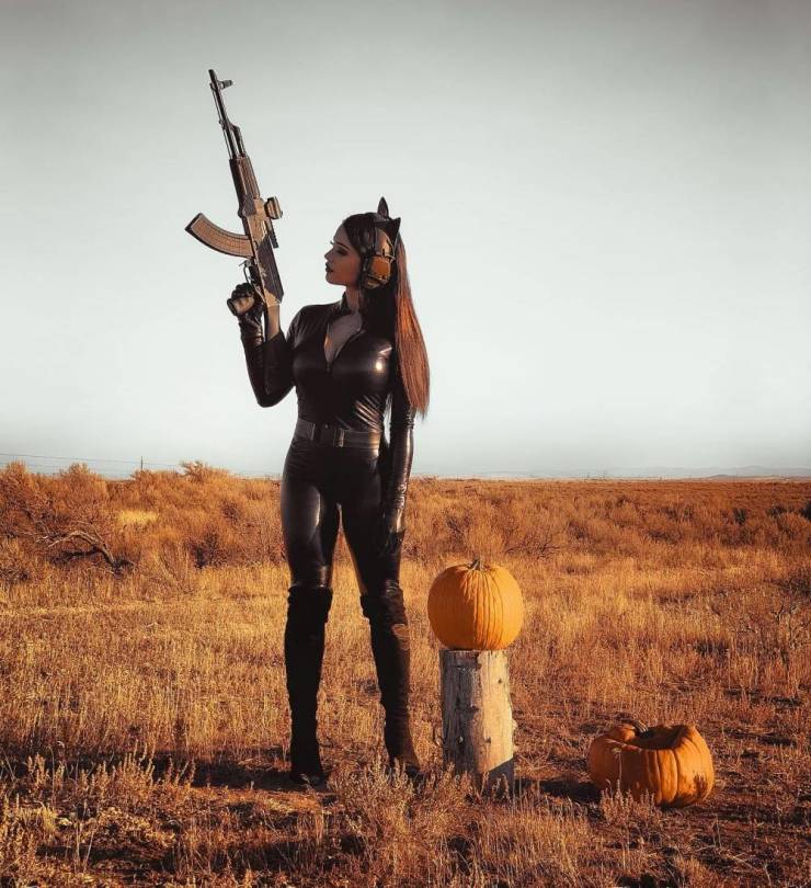 guns and girls a powerful combination 47 pics 17.html - 47 HD Photos | Premium Gallery 2023