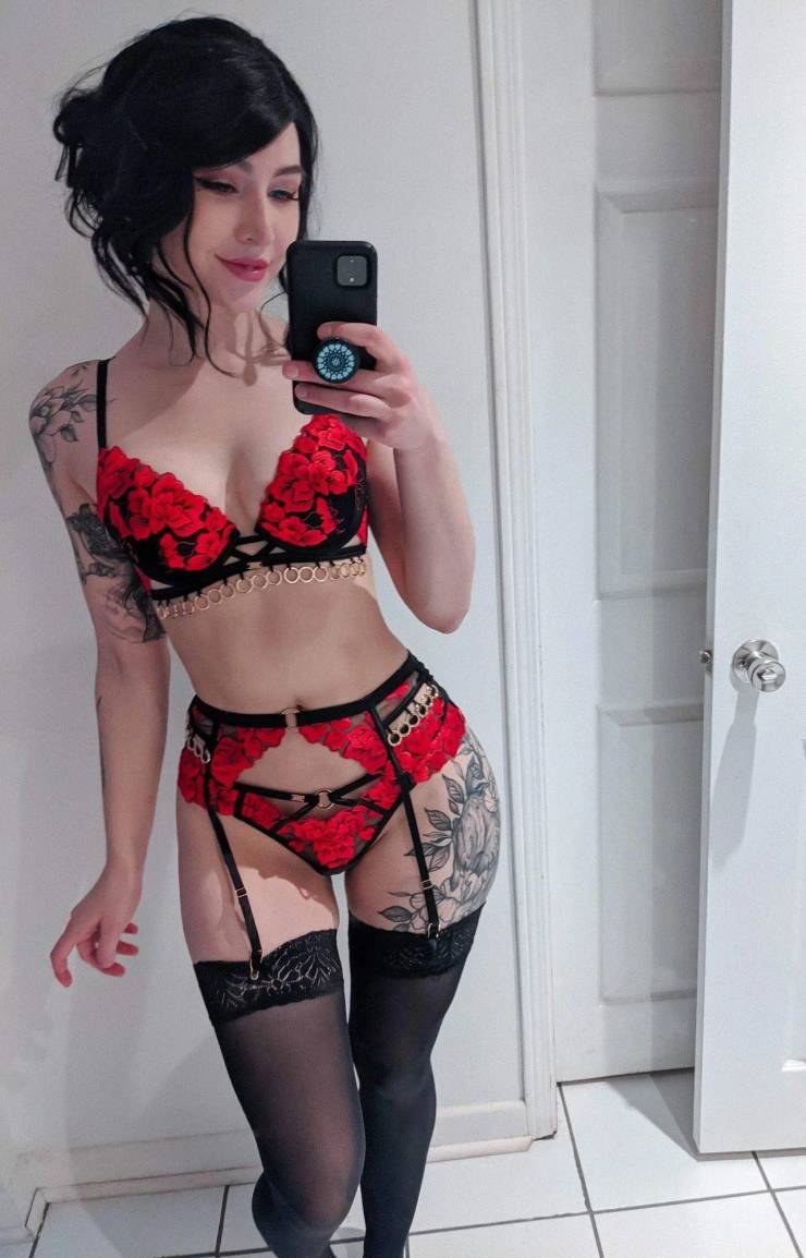 Girls In Sexy Lingerie