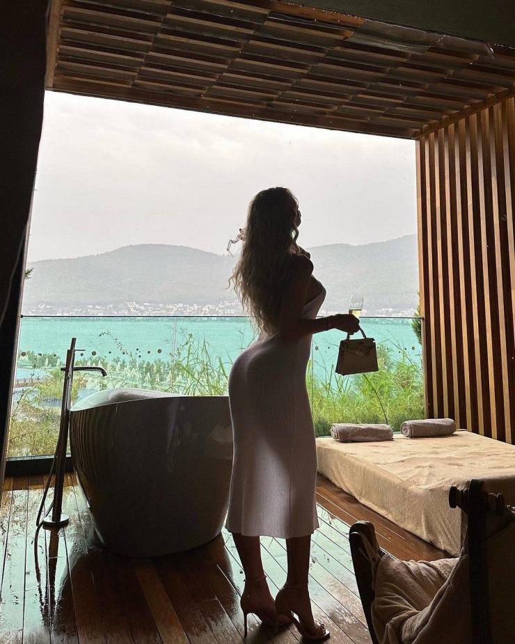 oh my those tight dresses 50 pics 2.html - 50 HD Photos | Premium Gallery 2023