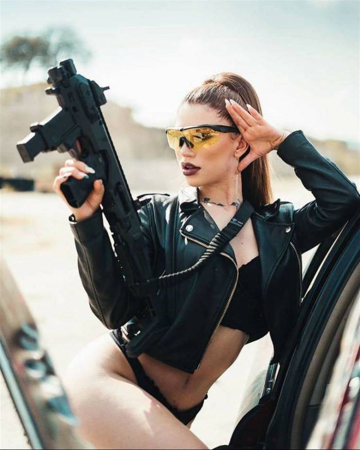 Big Guns And Sexy Girls