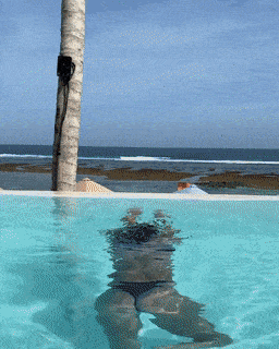 girls having some fun 46 gifs 6.html - 1 HD GIF | Premium Gallery 2023