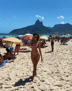 their legs are soo long 38 gifs 10.html - 1 HD GIF | Premium Gallery 2023