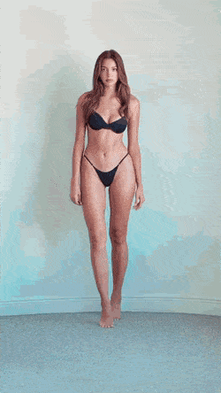 their legs are soo long 38 gifs 10.html - 1 HD GIF | Premium Gallery 2023