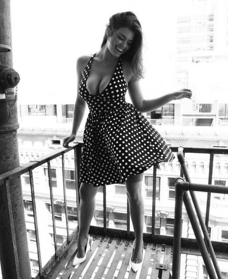 These Dresses Look Mighty Fine!