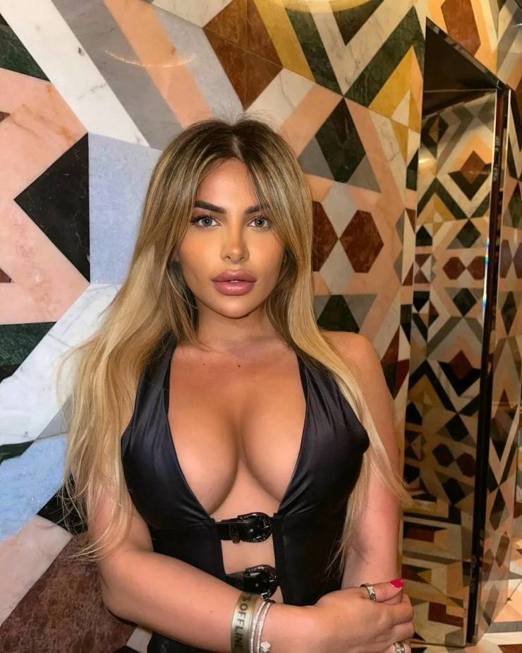 boobs boobs everywhere 48 pics 15.html - 48 HD Photos | Premium Gallery 2023