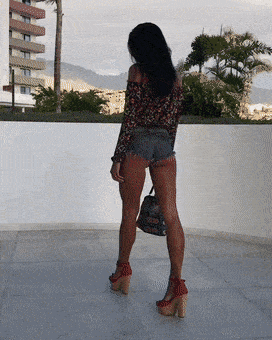 ohthose legs 45 gifs 8.html - 1 HD GIF | Premium Gallery 2023