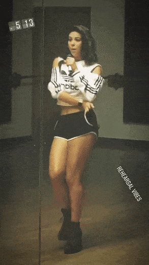 ohthose legs 45 gifs 8.html - 1 HD GIF | Premium Gallery 2023