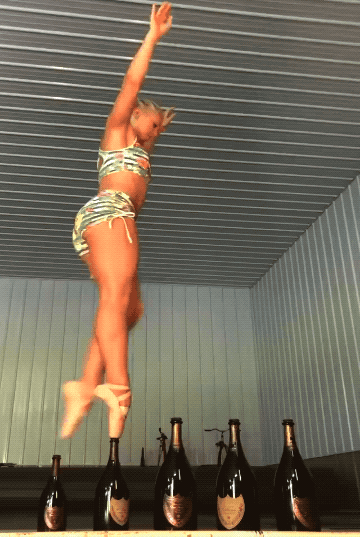 fit girls showing off their skills 24 gifs 2.html - 1 HD GIF | Premium Gallery 2023