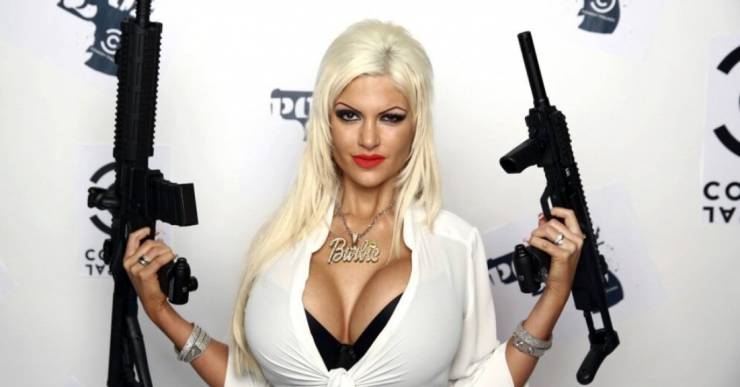 big guns and sexy girls 61 pics 9.html - 61 HD Photos | Premium Gallery 2023