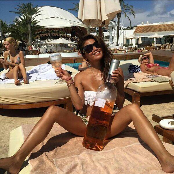 drinking never ends 32 pics 1 gif 10.html - 32 HD GIF | Premium Gallery 2023