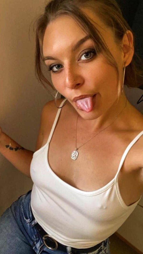 just some playful tongues 39 pics 14.html - 39 HD Photos | Premium Gallery 2023