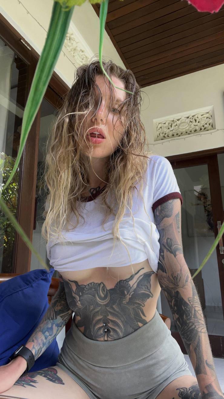 tattooed and sexy 47 pics 19.html - 47 HD Photos | Premium Gallery 2023