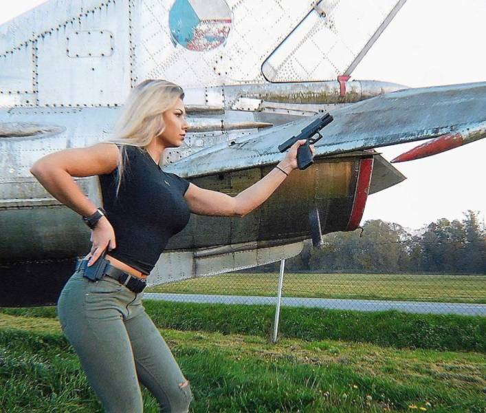 Guns And Girls: A Powerful Combination