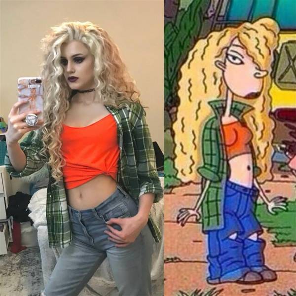 Cosplay? No, Sexy Cosplay!